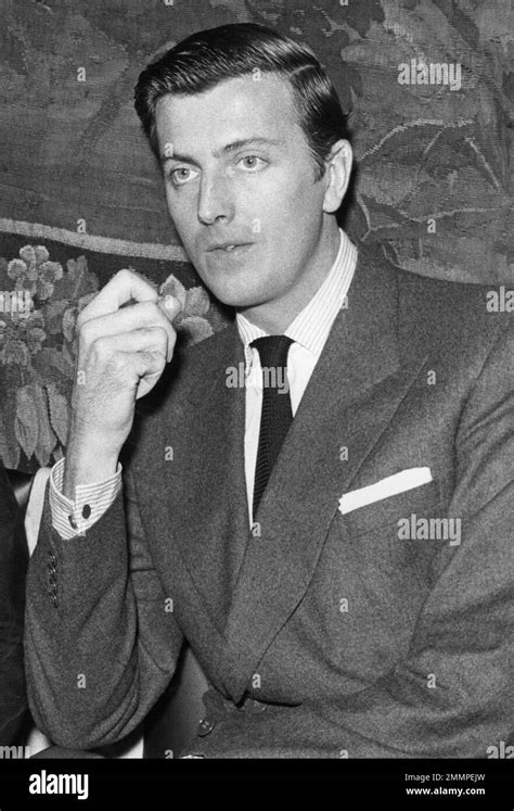 hubert de Givenchy education